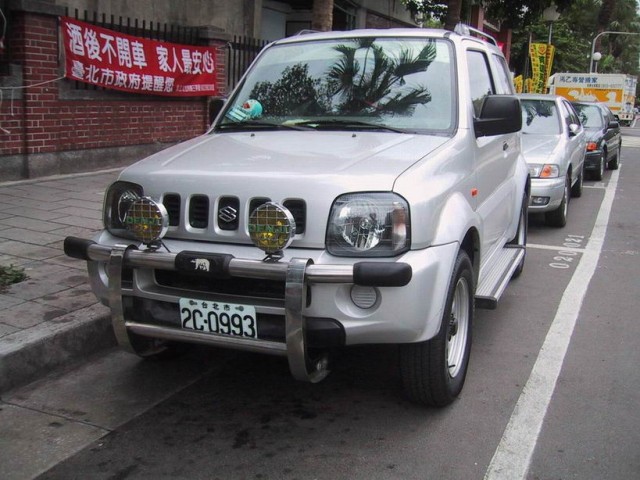k064_639_grille_gaurd.jpg