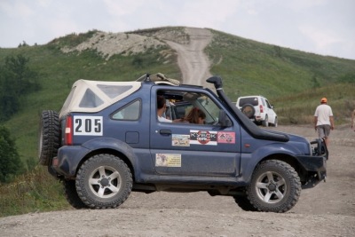 67791--9807112-400.jpg