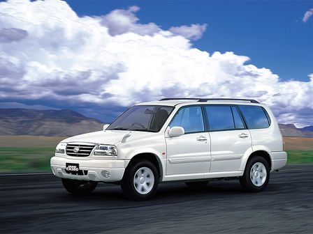 suzuki_grand_escudo_714_0.jpg