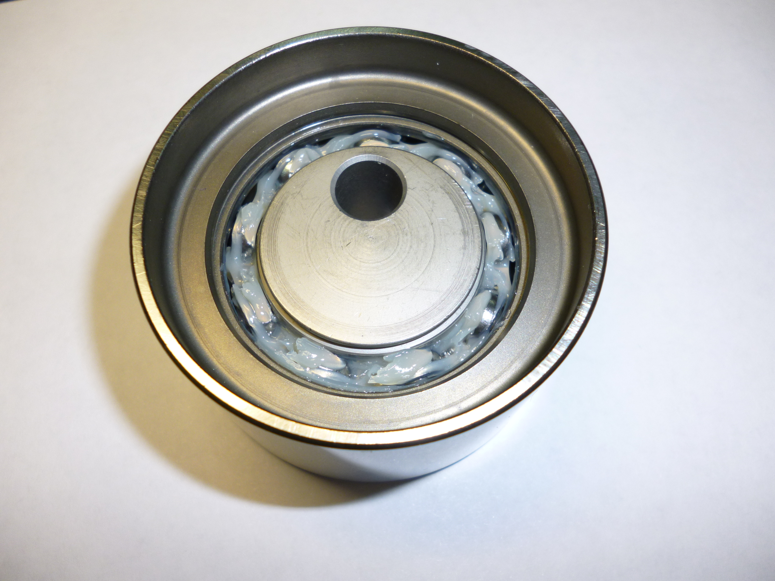 6004LH___NTN_ball_bearing_1.jpg