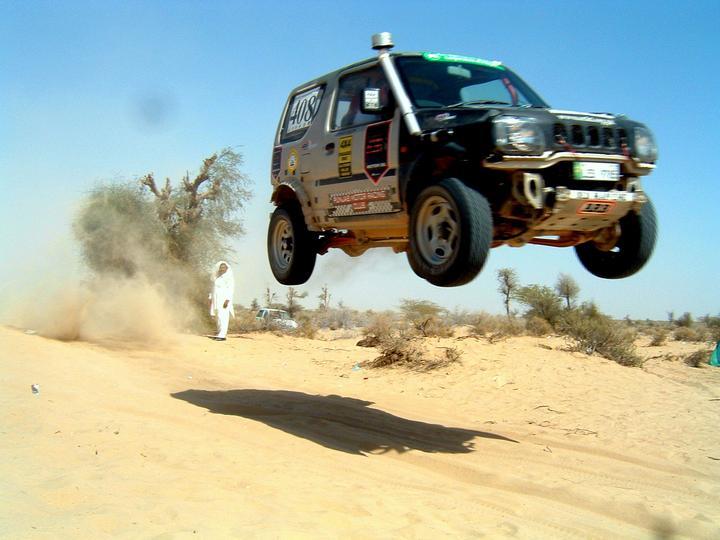 Suzuki-jimny-club_06c6d.jpg