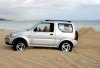 beach_girl_car_stuck_011.jpg